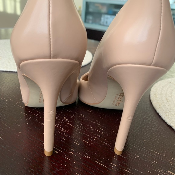 Women’s Pumps - Picture 5 of 5